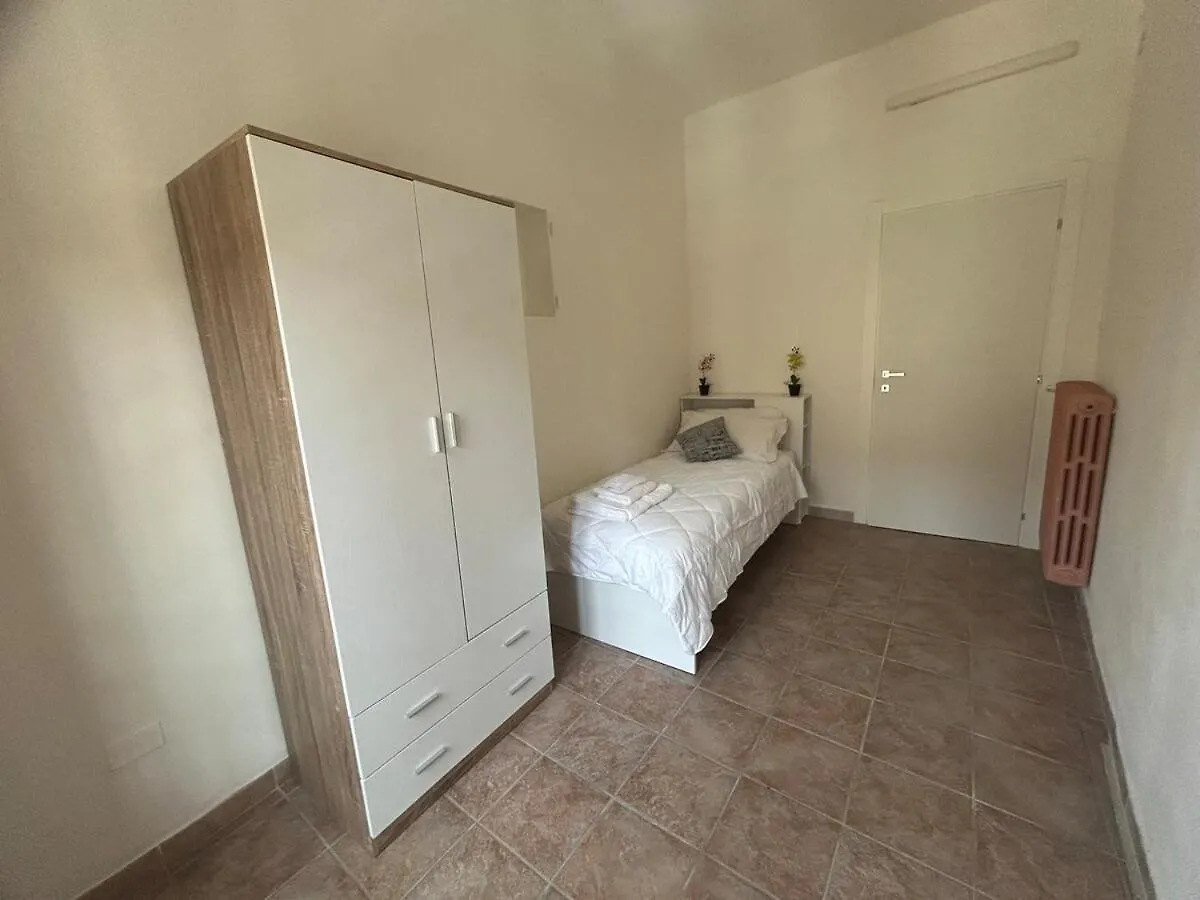 Apartamento 3 Bedrooms Apartment-Autodromo-Centro Storico Imola Itália